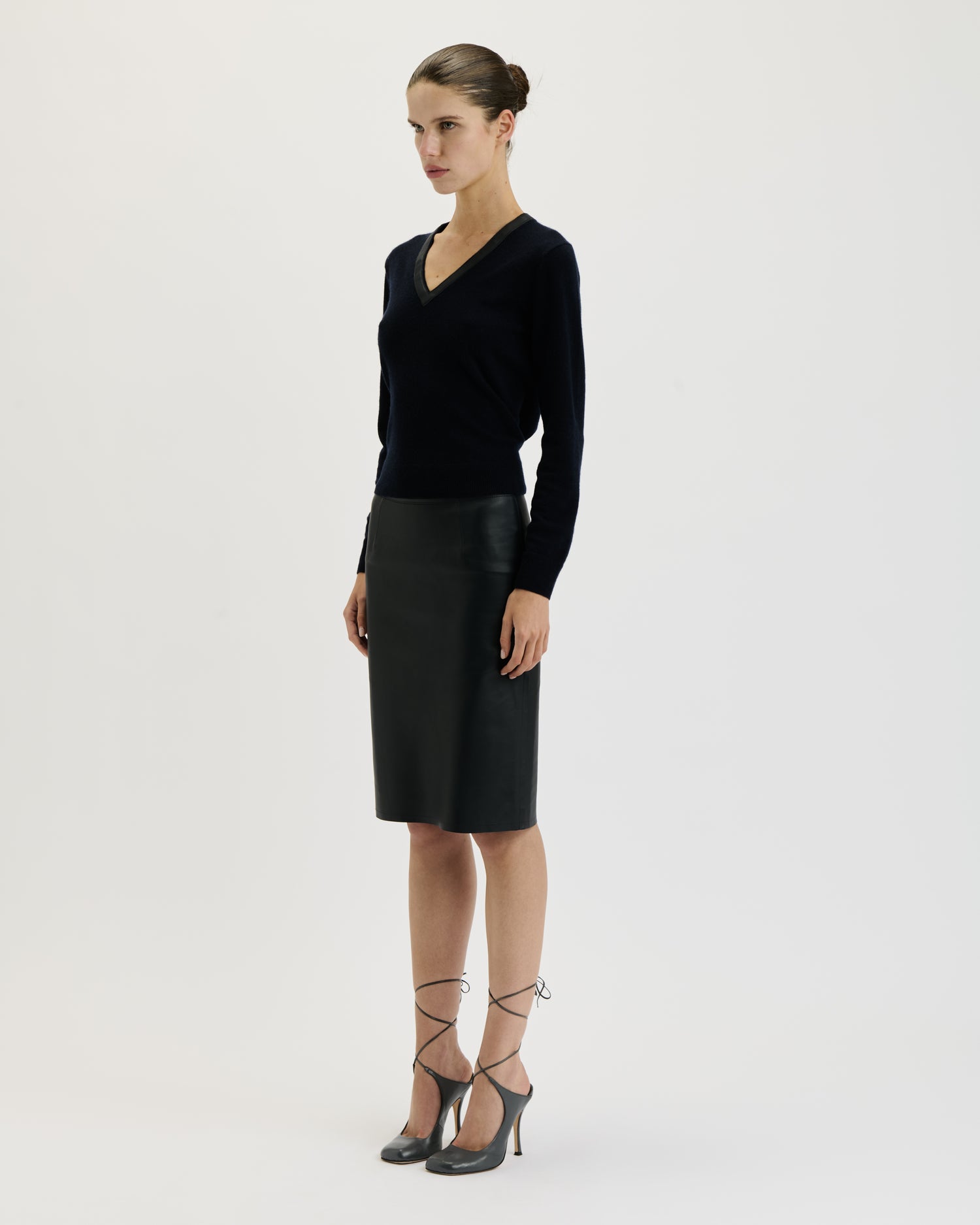 Leather Pencil Skirt / Navy