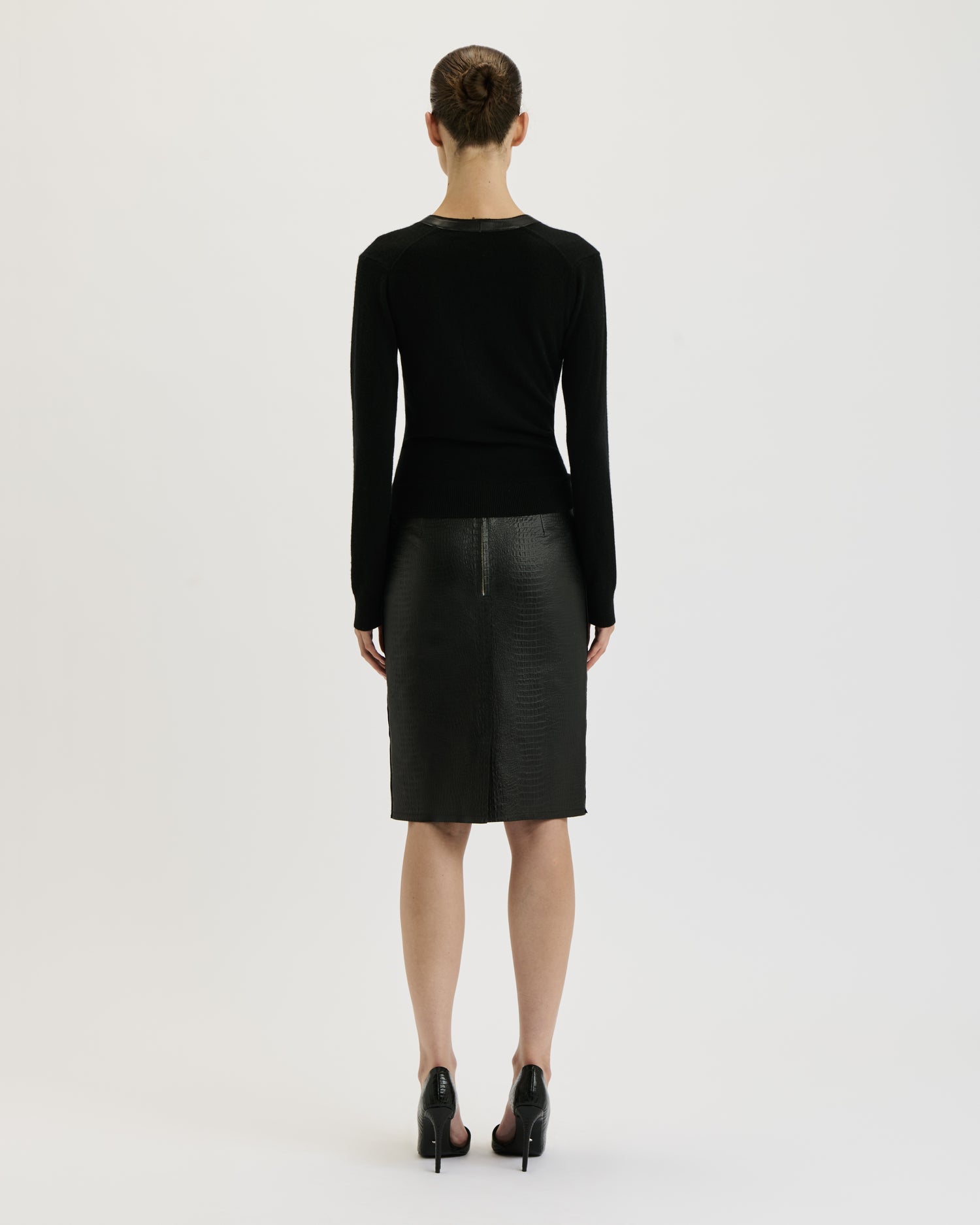 Leather Pencil Skirt / Crocodile