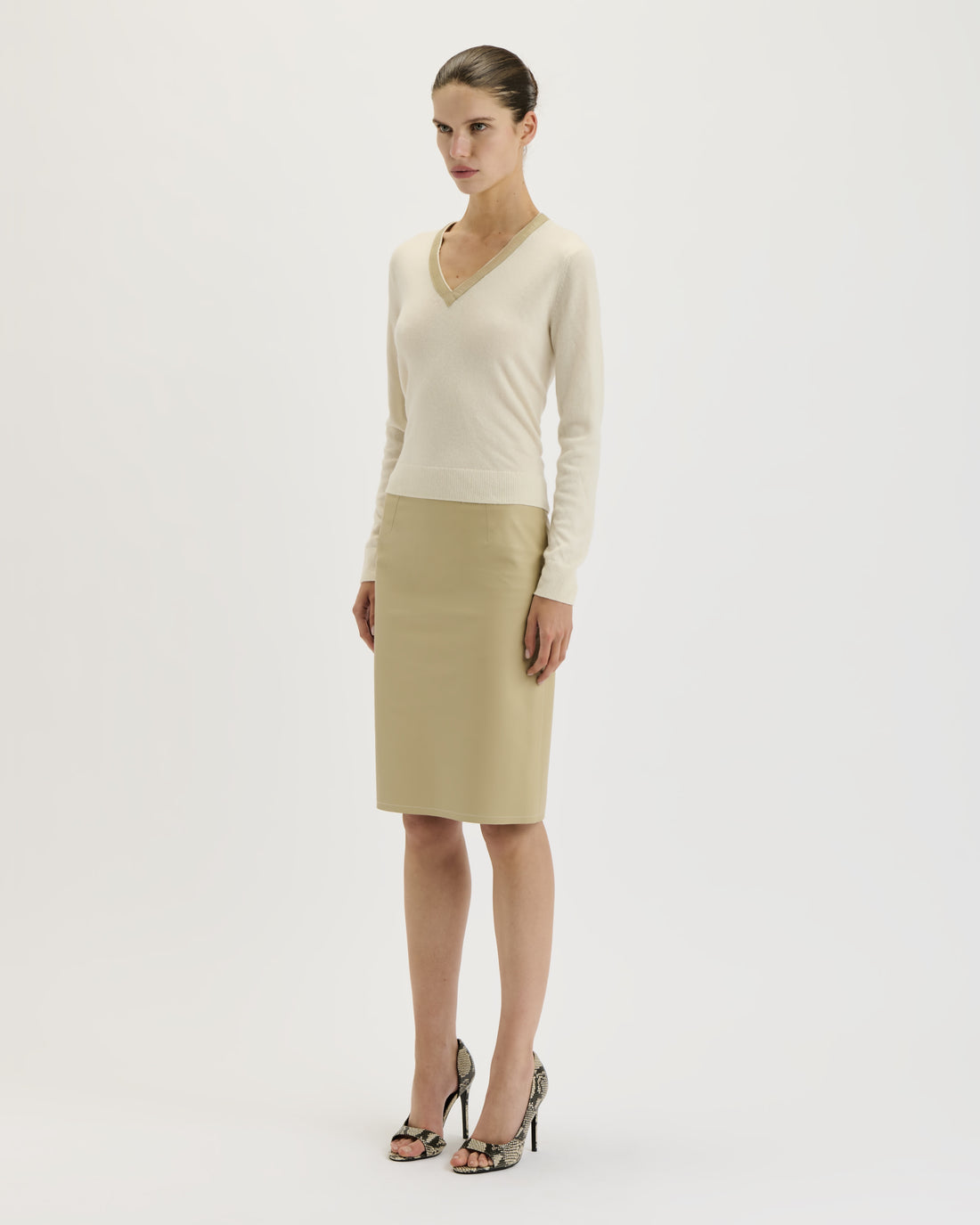 Leather Pencil Skirt / Cream